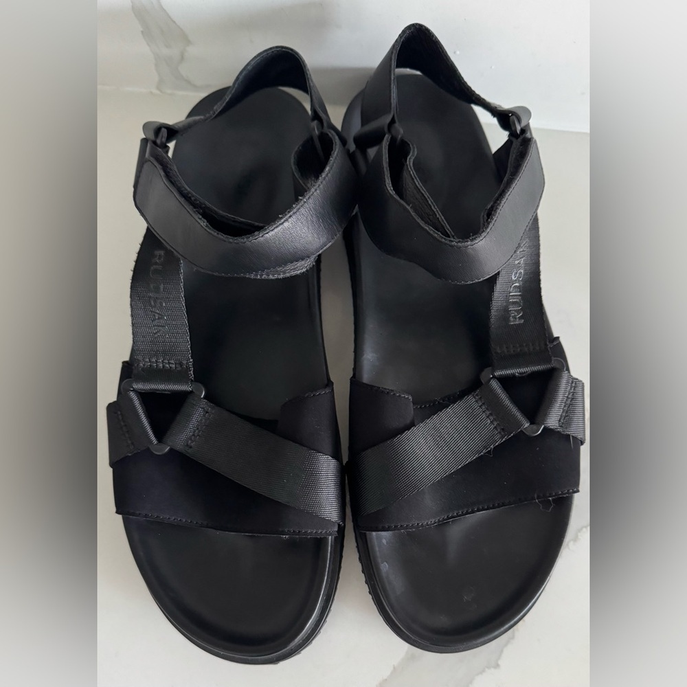 NEW Rudsak sandals black leather strap classic office sleek street rare 45/11.5 - Picture 2 of 9
